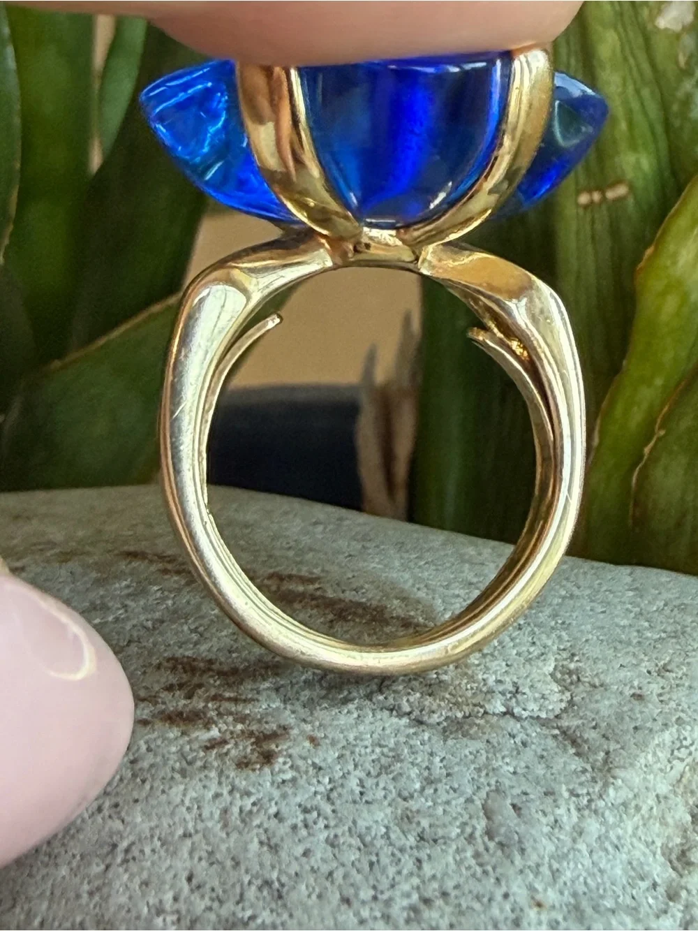 Baccarat ring 18 crystal